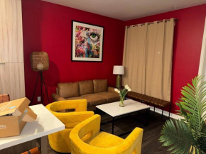 Vibrant unit in Griffith